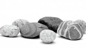 Rivestire i mobili con la pietra