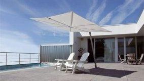 Ombrellone con palo laterale