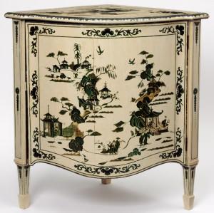 Cassettiera Chippendale esposta al Victoria & Albert Museum di Londra