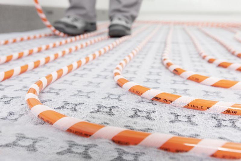 Prezzo: sistema di posa impianto radiante a pavimento rehau Costo impianto a pavimento al mq
