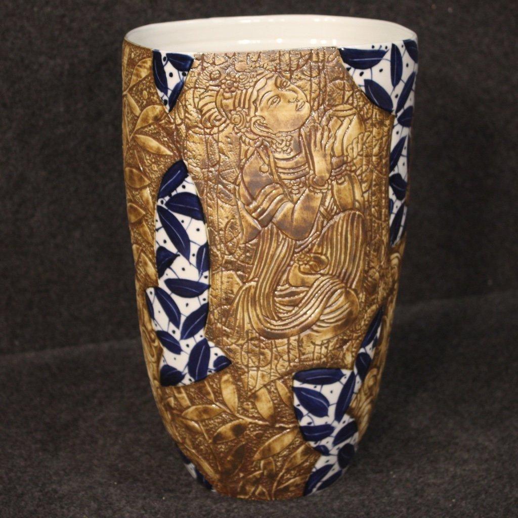 Vaso cinese in ceramica dipinta con figure 1