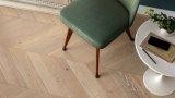 Thumbnail Parquet rovere spina ungherese decapato bianco chevron 1